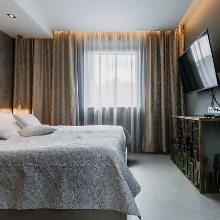 Hotel apartamentowy Bricola - Boutique 4*