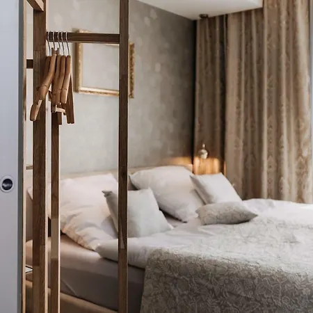 Bricola - Boutique 4* Karlovy Vary
